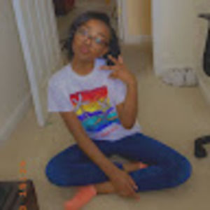 Meet your Posher, Kayla's